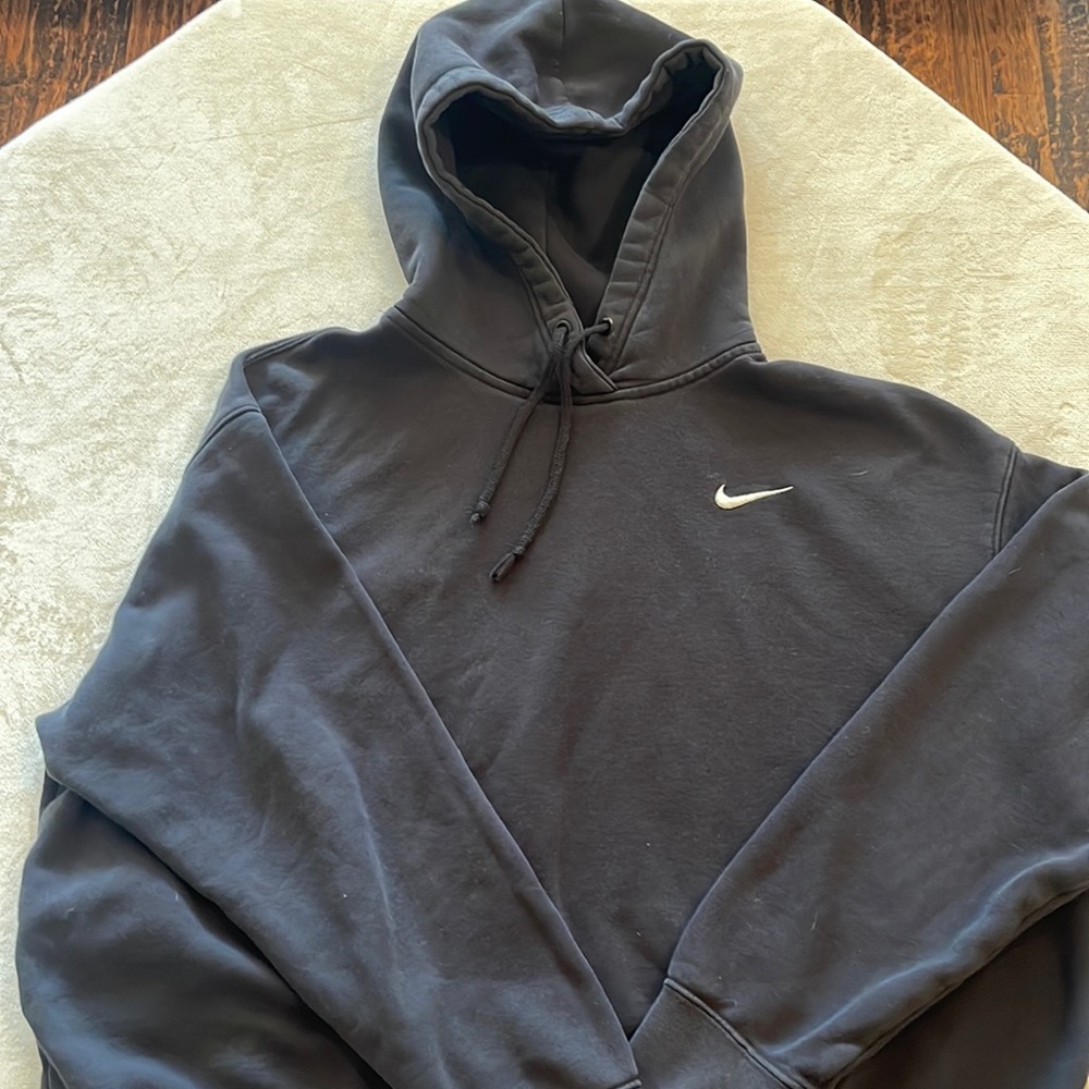 black nike hoodie